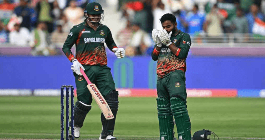 হৃদয়ের দুর্দান্ত সেঞ্চুরিতে লড়াকু পুঁজি পেল বাংলাদেশ