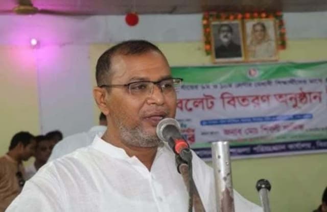 বিরামপুরে ডেভিল হান্টে আ'লীগ নেতা খায়রুল আলম রাজু আটক