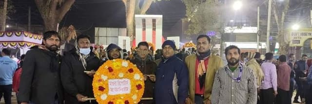 প্রথম প্রহরে ভাষা শহীদদের প্রতি শ্রদ্ধাঞ্জলি