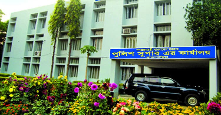 এইচএসসি পাসে মিলছে পুলিশে চাকরি