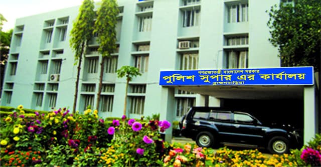 এইচএসসি পাসে মিলছে পুলিশে চাকরি