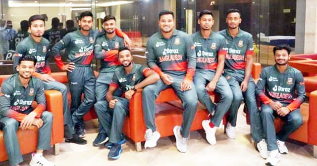 র‌্যাঙ্কিংয়ে শীর্ষে ওঠার হাতছানি টাইগারদের