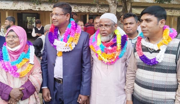 ধামইরহাটে মাধ্যমিক শিক্ষক সমিতির নির্বাচনে মুকুুল সভাপতি, সম্পাদক তফিকুল