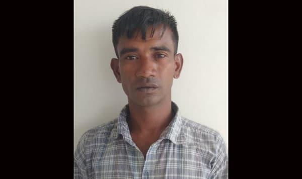 বরিশালে গোয়েন্দা পুলিশের অভিযানে ১ কেজি গাঁজাসহ কারবারী আটক