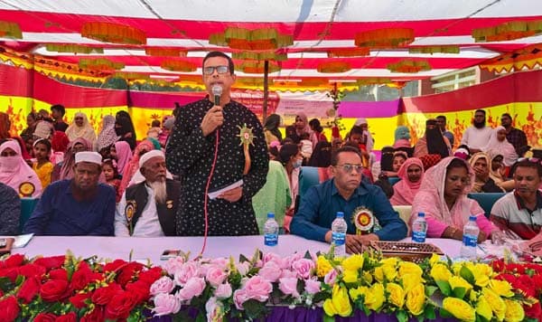 শিক্ষার্থীদের দেশের সঠিক ইতিহাস জানতে হবে : খান মামুন