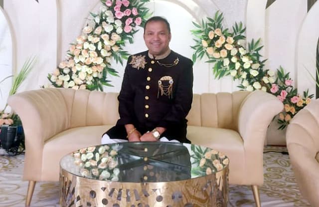 ফেসবুকে বিয়ের ছবি পোস্ট করতে যে কারণে ভয় সিদ্দিকের
