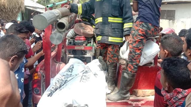 সেপটিক ট্যাংকে নেমে ৩ শ্রমিকের মৃত্যু