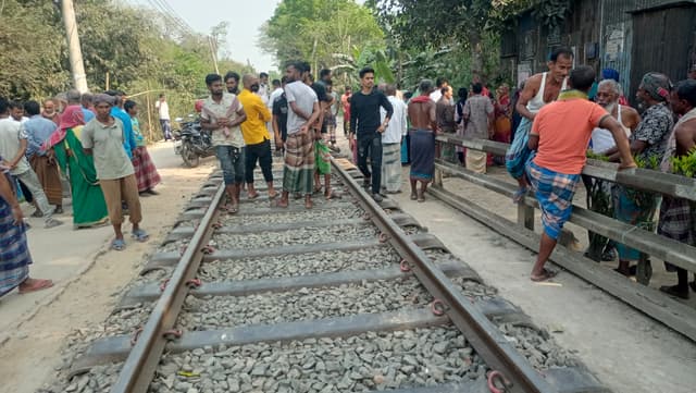 গোয়ালন্দে ট্রেনে কাটা পড়ে বৃদ্ধের মৃত্যু