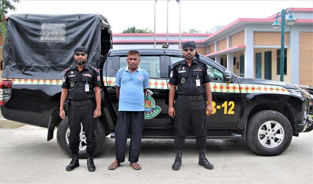 সলঙ্গায়  ২০ লক্ষ টাকার হেরোইনসহ মাদকব্যবসায়ী আটক