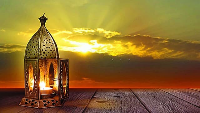যেসব আলামতে চেনা যাবে পবিত্র লাইলাতুল কদর