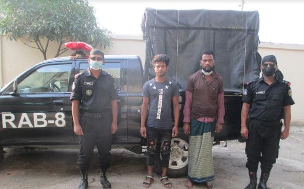 ফরিদপুর থানা হতে গাঁজাসহ আটক ২