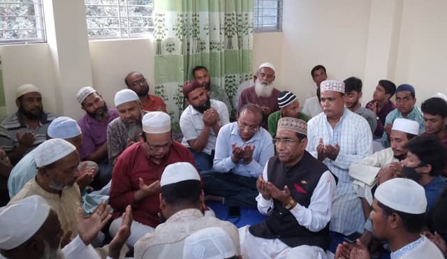 লালপুরে মেডিকেয়ার জেনারেল হাসপাতালের উদ্বোধন