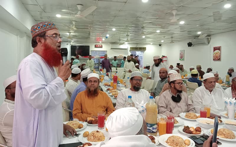 দলমত নির্বিশেষে সকল মুসলিমদের একই পতাকাতলে আসার আহবান মোকামিয়া পীর সাহেবের
