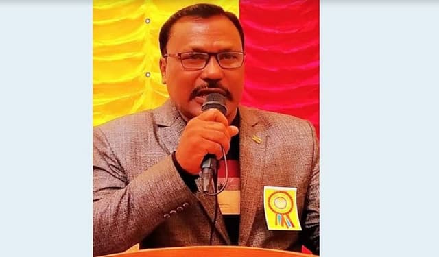 চেয়ারম্যানের বিরুদ্ধে অনিয়ম ও দুর্নীতির অভিযোগ ইউপি সদস্যদের!