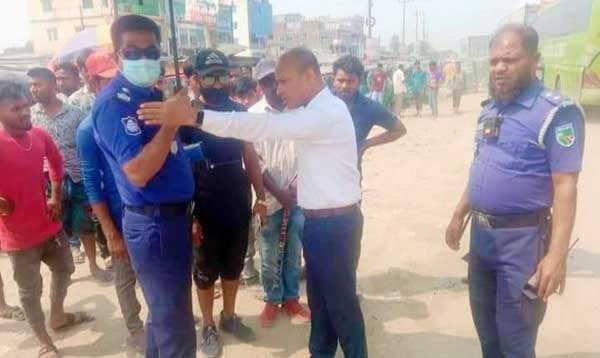 যানজট নিরসনে মাঠে নামলেন ইউএনও