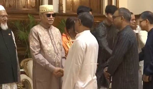 বঙ্গভবনে রাষ্ট্রপতির ঈদ শুভেচ্ছা বিনিময়
