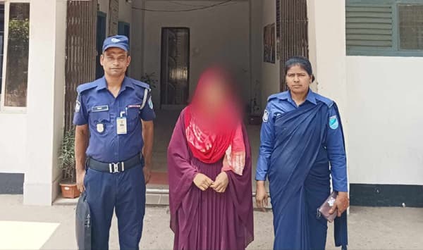 ঘুমন্ত স্বামীর পুরুষাঙ্গ কেটে নেয়া সেই স্ত্রী গ্রেপ্তার, কারাগারে প্রেরণ