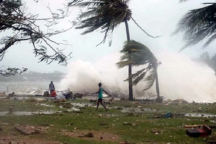 ঝড়ো হাওয়াসহ বৃষ্টি ও বজ্রবৃষ্টির পূর্বাভাস