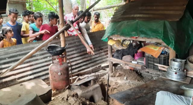 মামার মৃত্যুর আগেই গর্ত খুড়ে রাখল ভাগ্নে