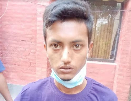 প্রেমিকাকে বিবস্ত্র করে ভিডিও ধারণ, প্রেমিক আটক