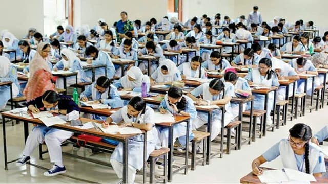 ২০২৫ সাল থেকে নতুন শিক্ষাক্রমে অনুষ্ঠিত হবে এসএসসি পরীক্ষা