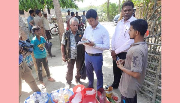 মেহেরপুরে আইসক্রিম তৈরীর কারখানা সিলগালা, ৫০ হাজার টাকা জরিমানা