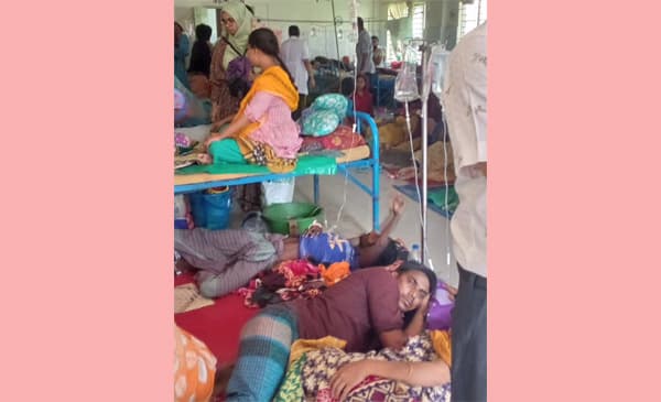 তীব্র তাপদাহে বরিশালের হাসপাতালে বেড়েছে রোগীর চাপ