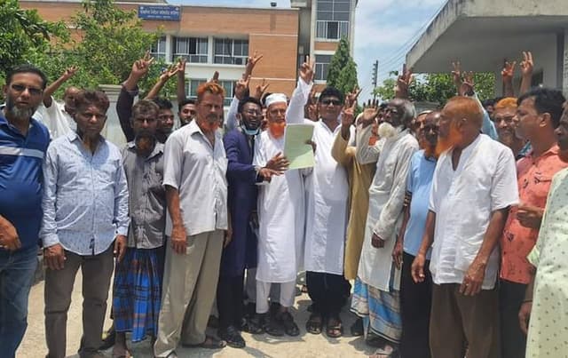 বিসিসির ২৩নং ওয়ার্ডের কাউন্সিলর পদে শাহীন খানের মনোনয়ন সংগ্রহ
