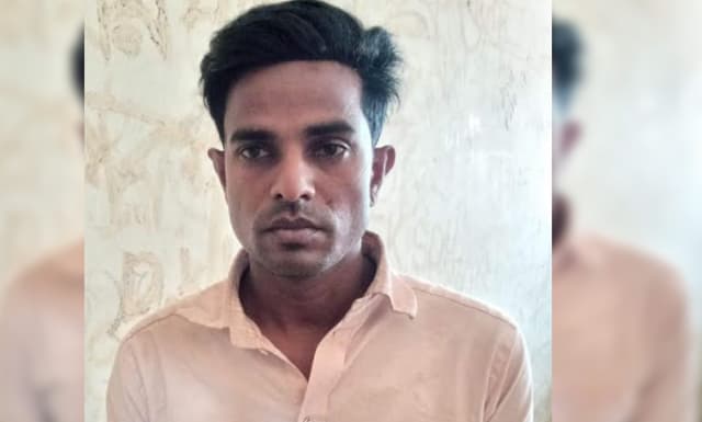 গোয়ালন্দে ডিজিটাল নিরাপত্তা আইনে গ্রেফতার -১