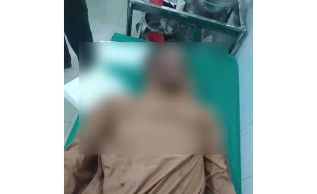 নবাবগঞ্জে মোটরসাইকেল নিয়ন্ত্রণ হারিয়ে চালকের মৃত্যু