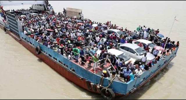 ফেরি চলাচলের অনুমতি