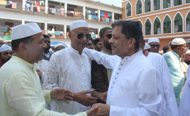 বিসিসি: প্রচারণায় ব্যস্ত প্রার্থীরা, মেয়র পদে ৯জন সহ ১৯৭ জনের মনোনয়নপত্র সংগ্রহ