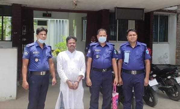 শ্যামনগরে মন্দির,প্রতিমা ভাংচুর ও লুটপাটের  ঘটনায় গ্রেপ্তার ১
