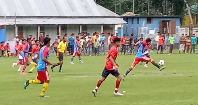 ভূরুঙ্গামারীতে অনুর্ধ-১৭ জাতীয় গোল্ডকাপ ফুটবল টুর্নামেন্টের উদ্বোধন