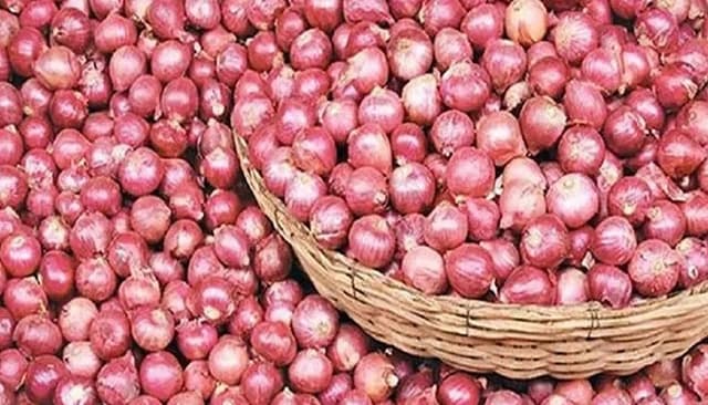 পেঁয়াজের কেজি ৪৫ টাকা অস্বাভাবিক নয়: বাণিজ্যমন্ত্রী