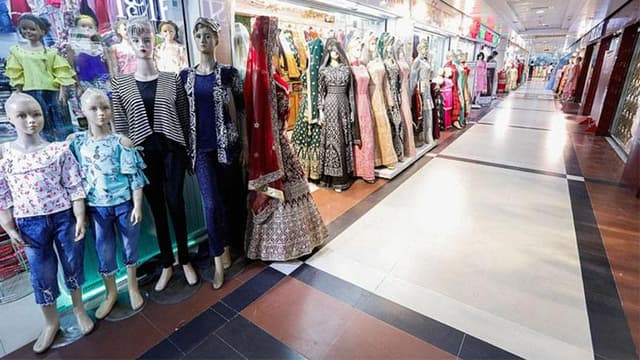 শপিংমল-দোকানপাট খোলা থাকবে