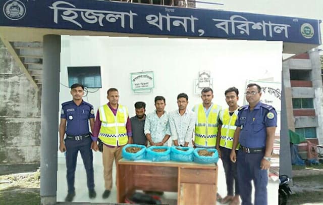 হিজলায় ৪ কেজি গাঁজা ও ইয়াবাসহ তিনজন আটক