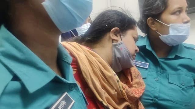 আদালতে নেয়া হয়েছে সাংবাদিক রোজিনাকে
