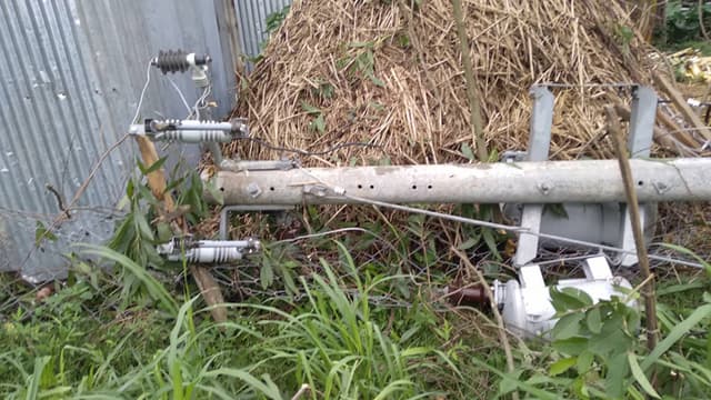 হিলিতে ঝড়ে ব্যাপক ক্ষয়ক্ষতি