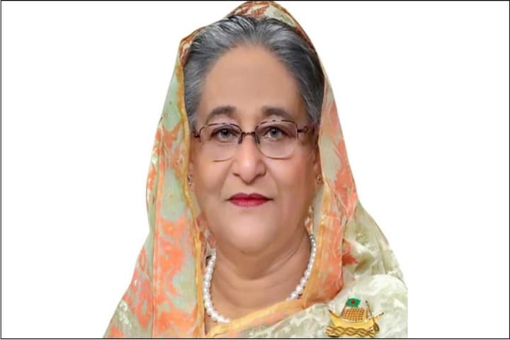 চাকরির পেছনে না ছুটে উদ্যোক্তা হোন: প্রধানমন্ত্রী
