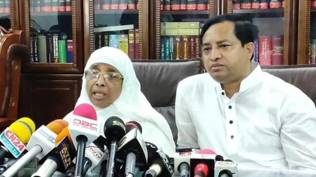 দুদকে এবার জাহাঙ্গীরের মায়ের বিরুদ্ধে অভিযোগ
