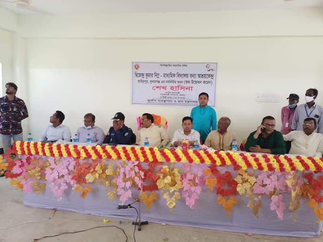 তাহিরপুরে বন্যা আশ্রয়কেন্দ্রের উদ্বোধন করলেন প্রধানমন্ত্রী