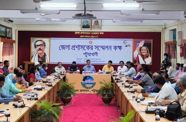 ঘূর্নিঝড় ইয়াস মোকাবেলায় পটুয়াখালীতে প্রস্তুত ৮০৩ টি আশ্রয় কেন্দ্র