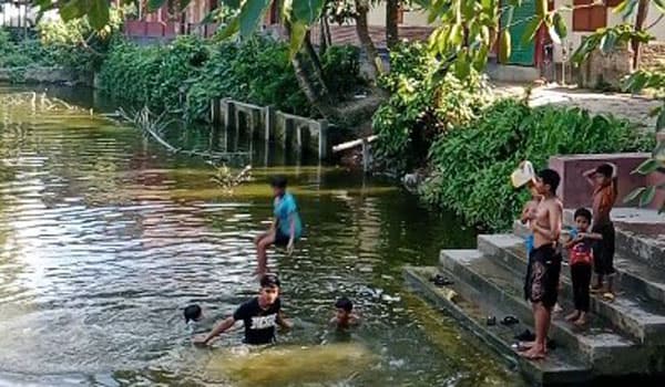 সরাইলে রাতে-দিনে ঘরে-বাইরে কোথাও স্বস্তি নেই !