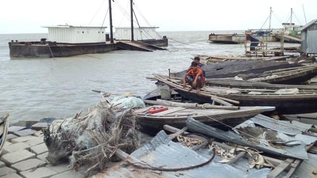 ইয়াসের তাণ্ডবে গাছচাপায় ভোলায় মৃত্যু ১