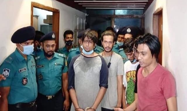 একবছর ধরে চলছে এলএসডির ব্যবসা, ১৫টি গ্রুপ সক্রিয়