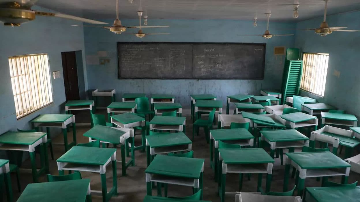 স্কুল থেকে ২০০ শিশুকে অপহরণ