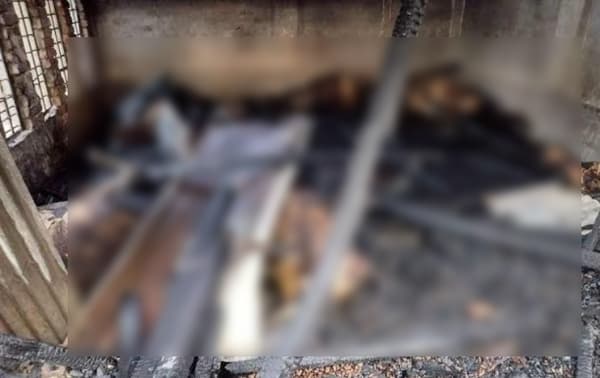 ঝালকাঠিতে অগ্নিকান্ডে কৃষকের গরু-ছাগলসহ হাঁস-মুরগী ভস্মিভুত
