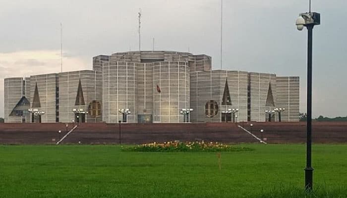অবসরের পর প্রধান বিচারপতি মাসে ভাতা পাবেন ৭০ হাজার টাকা