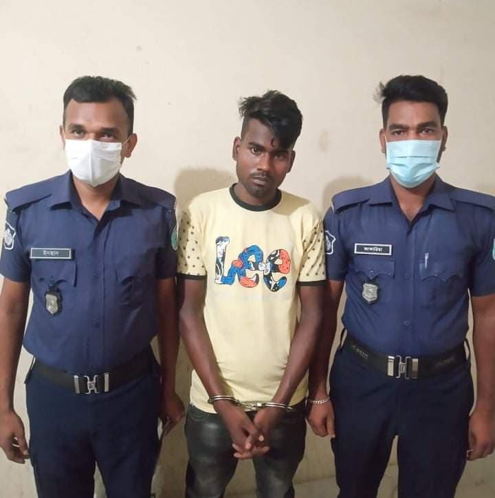 অল্পের জন্য যৌনপল্লীতে বিক্রির হাত থেকে রক্ষা পেল তরুণী